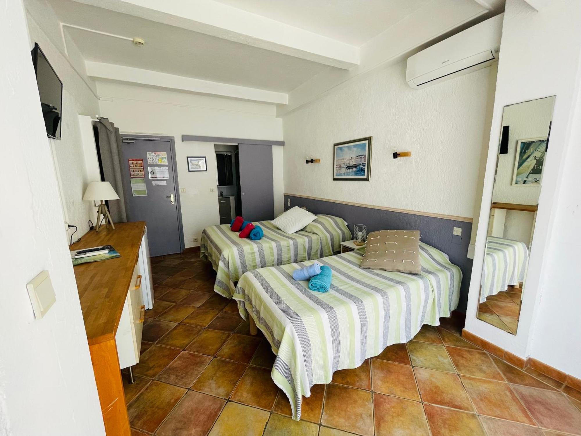 Hotel L'Escale Au Soleil Saint Aygulf Εξωτερικό φωτογραφία