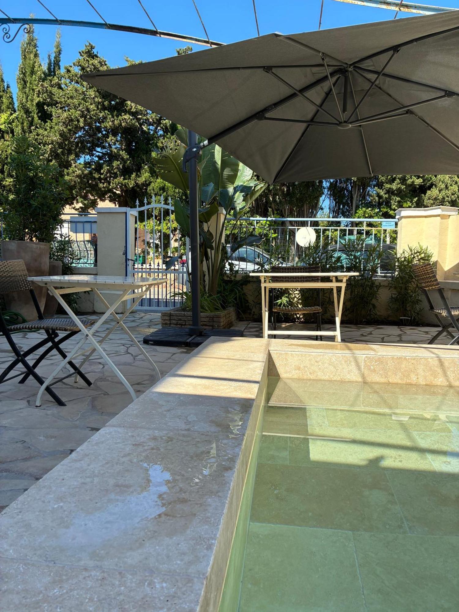 Hotel L'Escale Au Soleil Saint Aygulf Εξωτερικό φωτογραφία